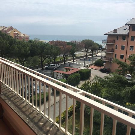 Minerva Apartment Дейва Марина Екстериор снимка